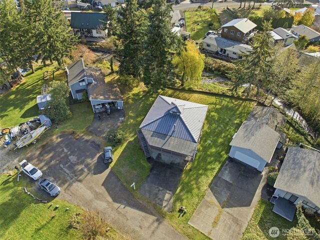 80 NE Brook Place, Tahuya, WA 98588