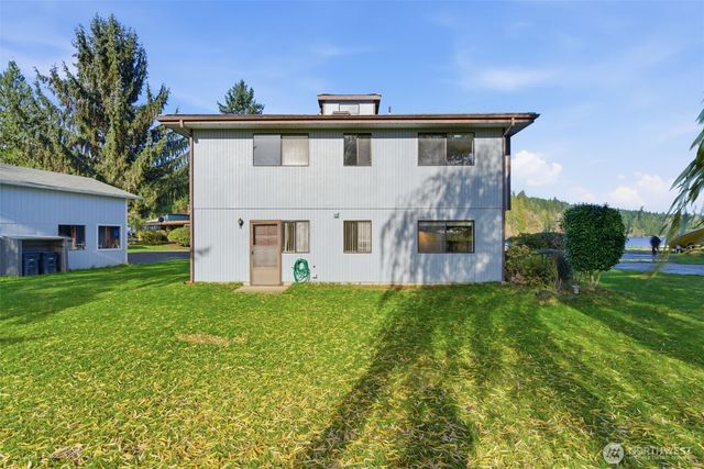 80 NE Brook Place, Tahuya, WA 98588