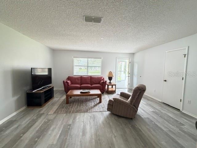 335 SAN MARINO DRIVE, Lady Lake, FL 32159