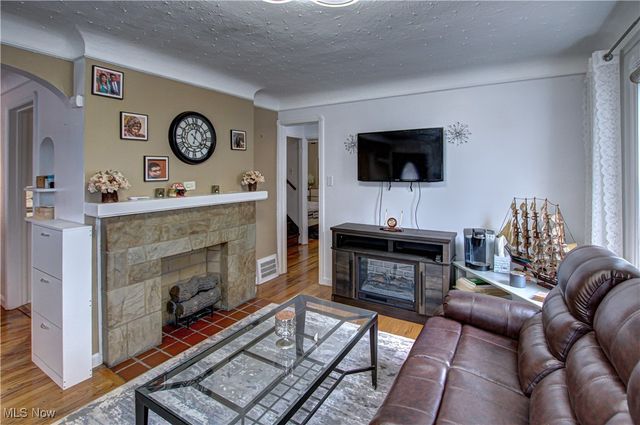 4931 W 14th Street, Old Brooklyn, OH 44109