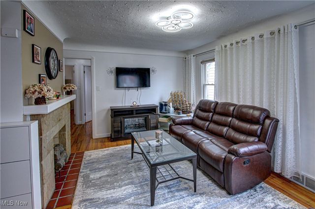 4931 W 14th Street, Old Brooklyn, OH 44109