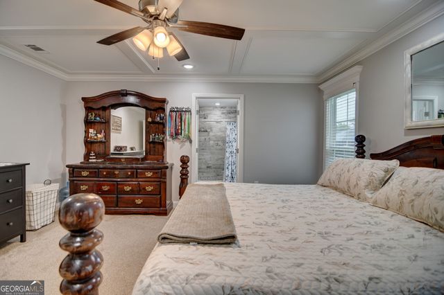 2039 Meadow Cove Drive, Valdosta, GA 31605