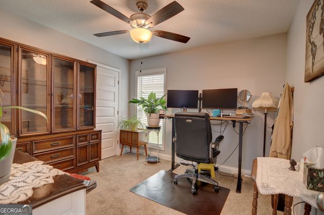 2039 Meadow Cove Drive, Valdosta, GA 31605