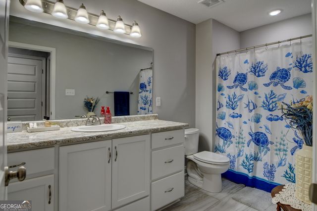 2039 Meadow Cove Drive, Valdosta, GA 31605