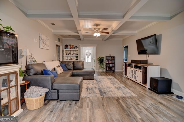 2039 Meadow Cove Drive, Valdosta, GA 31605