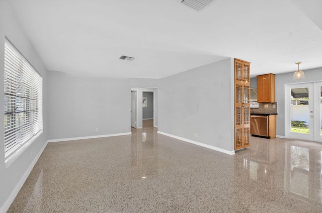 456 NE 28th Terrace, Boca Raton, FL 33431