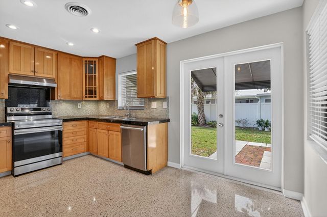 456 NE 28th Terrace, Boca Raton, FL 33431