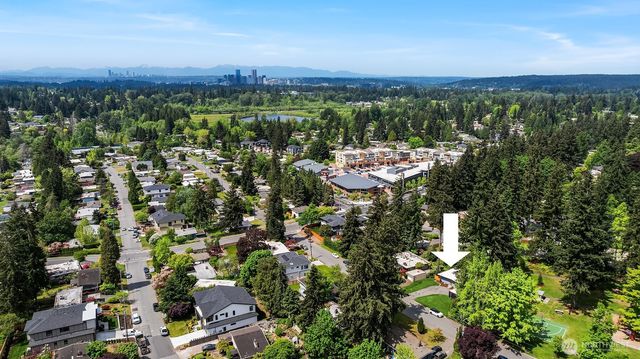 15634 SE 8th Street, Bellevue, WA 98008