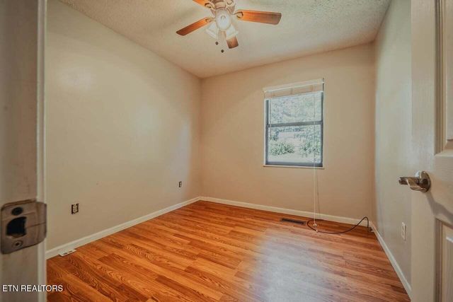 1211 Debrex Drive, Jefferson City, TN 37760