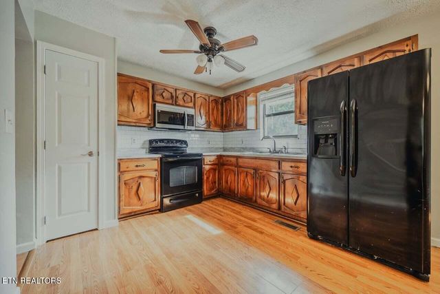 1211 Debrex Drive, Jefferson City, TN 37760