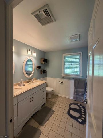140 John Ringo Rd, East Amwell Twp., NJ 08551