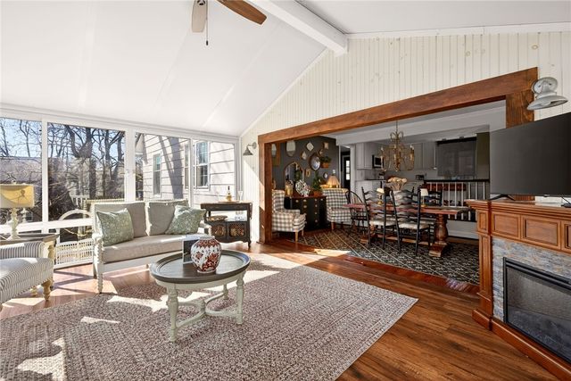 153 Selborne Chase, Perinton, NY 14450