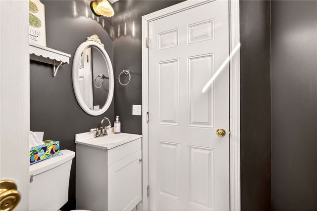 153 Selborne Chase, Perinton, NY 14450