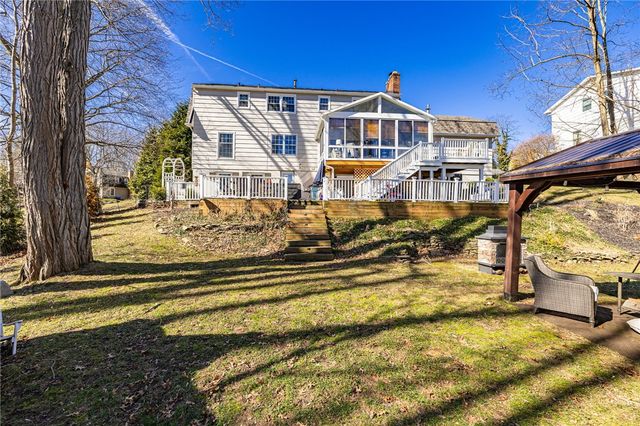 153 Selborne Chase, Perinton, NY 14450