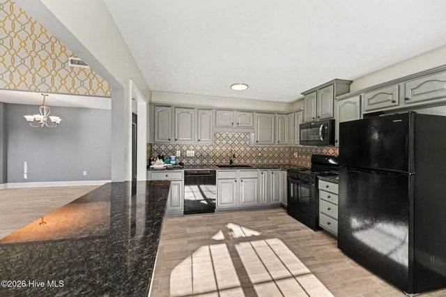 596 Colonial Hills Drive, Lillington, NC 27546