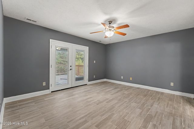 596 Colonial Hills Drive, Lillington, NC 27546