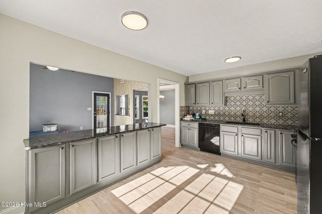 596 Colonial Hills Drive, Lillington, NC 27546