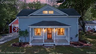 32100 W 9 Mile Road, Farmington, MI 48336
