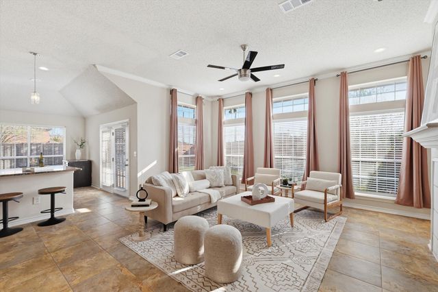 6404 Meadowview Court, Plano, TX 75024