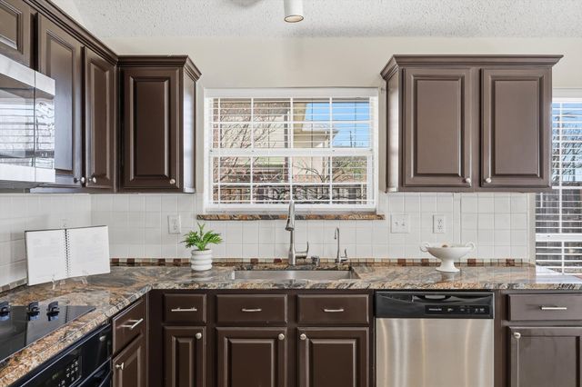 6404 Meadowview Court, Plano, TX 75024