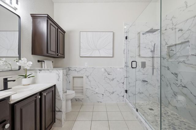 6404 Meadowview Court, Plano, TX 75024