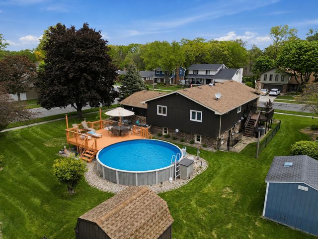 2232 Normandy Road, Schererville, IN 46375