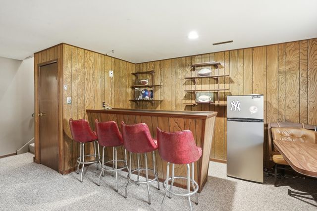 2232 Normandy Road, Schererville, IN 46375
