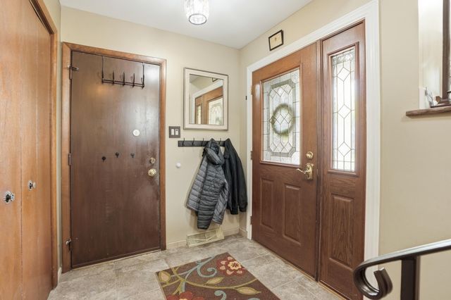 2232 Normandy Road, Schererville, IN 46375