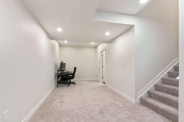 6452 Rockhold Drive, Westerville, OH 43081
