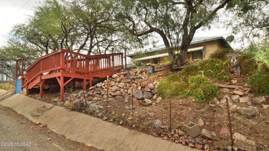 275 Duquesne Avenue, Patagonia, AZ 85624