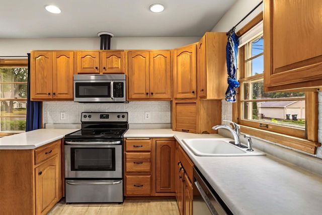 6844 Queen Avenue S, Richfield, MN 55423