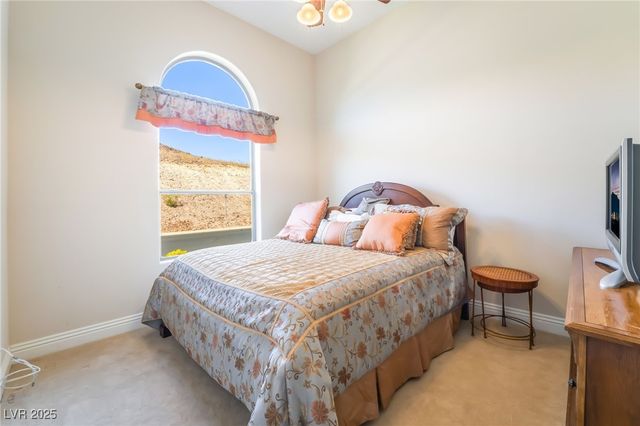 2266 Driftwood Tide Avenue, Henderson, NV 89052