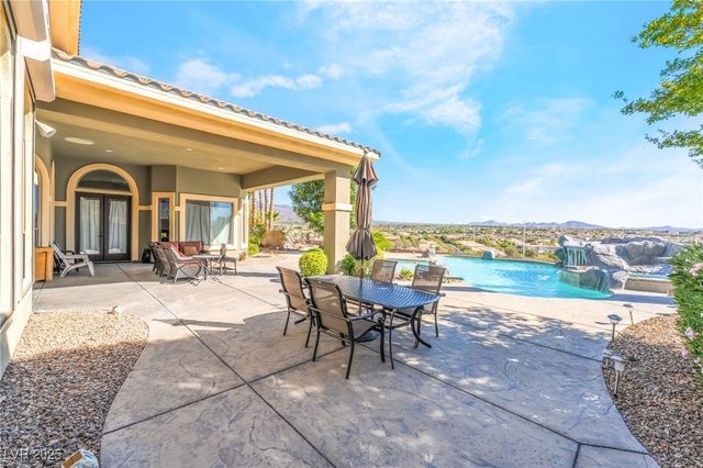 2266 Driftwood Tide Avenue, Henderson, NV 89052