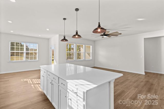 206 White Apple Way, Statesville, NC 28625