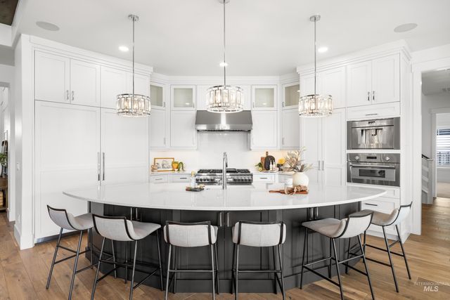 2379 S Mallard Wing Way, Eagle, ID 83616