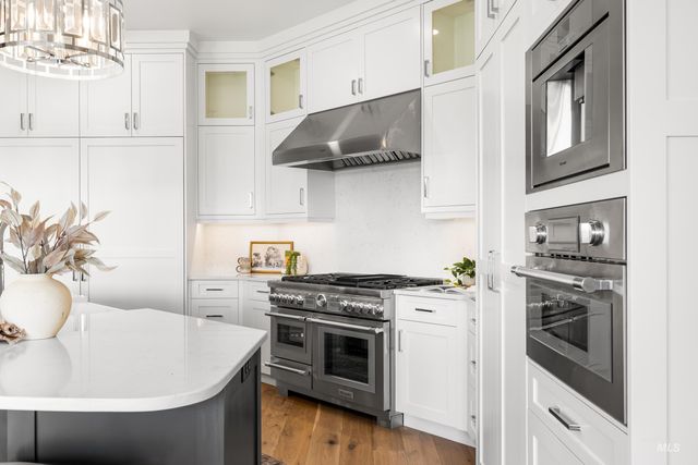 2379 S Mallard Wing Way, Eagle, ID 83616