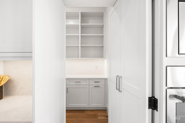 2379 S Mallard Wing Way, Eagle, ID 83616