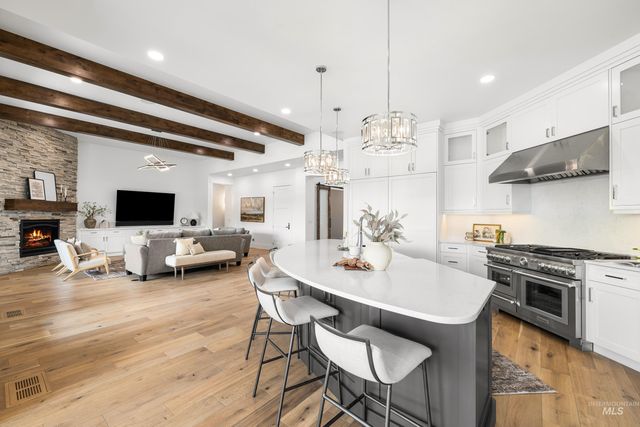 2379 S Mallard Wing Way, Eagle, ID 83616