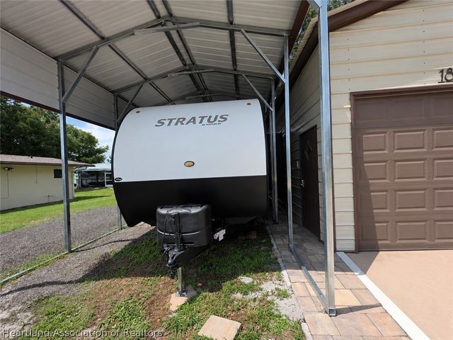 1806 Lake Clay Drive, Lake Placid, FL 33852