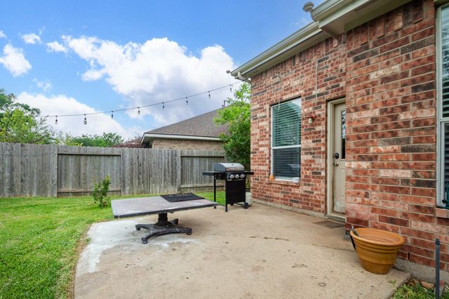 2403 Old River Lane, Richmond, TX 77406