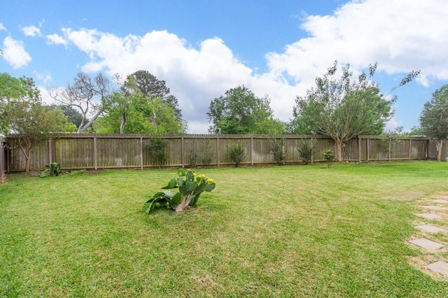 2403 Old River Lane, Richmond, TX 77406