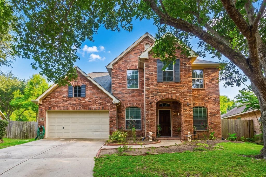 2403 Old River Lane, Richmond, TX 77406