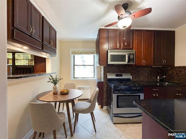 420 Fairview Avenue 1F, Fort Lee, NJ 07024