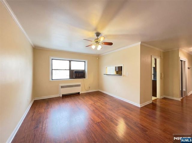420 Fairview Avenue 1F, Fort Lee, NJ 07024