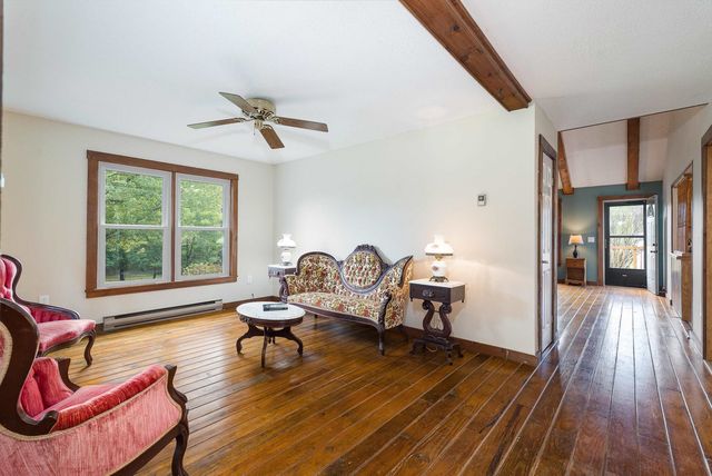 598 BROADHEAD SCHOOL RD, Greenville, VA 24440