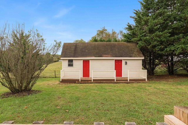 598 BROADHEAD SCHOOL RD, Greenville, VA 24440