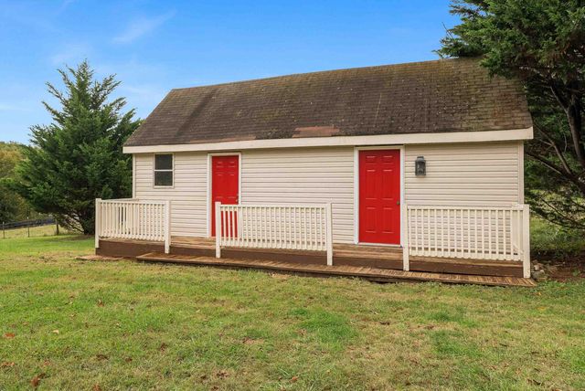 598 BROADHEAD SCHOOL RD, Greenville, VA 24440