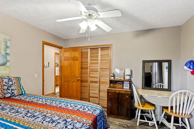 26376 Burr Oak Lane, Golden, MO 65658