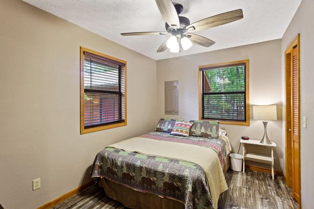 26376 Burr Oak Lane, Golden, MO 65658