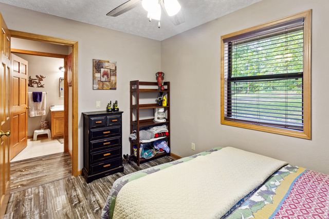 26376 Burr Oak Lane, Golden, MO 65658